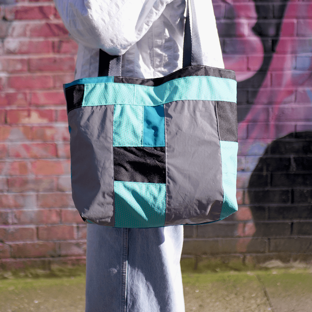 gomi Tote Bag
