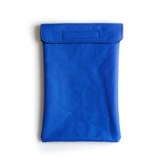 gomi 13" Laptop Sleeve #009